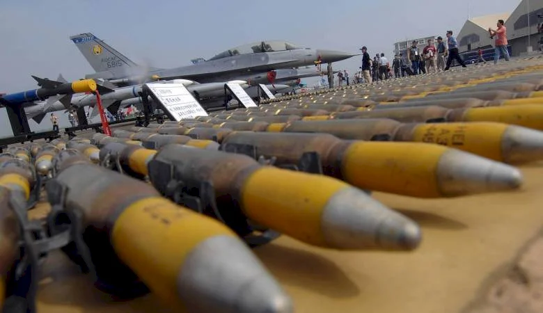 إسرائيل تبرم صفقة عسكرية مع اليونان بقيمة 1.44 مليار شيكل