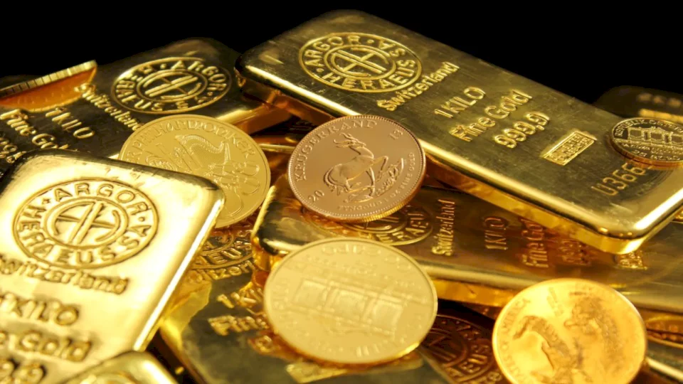  انخفاض أسعار الذهب وسط جو حذِر قبل اجتماعات المركزي الأمريكي