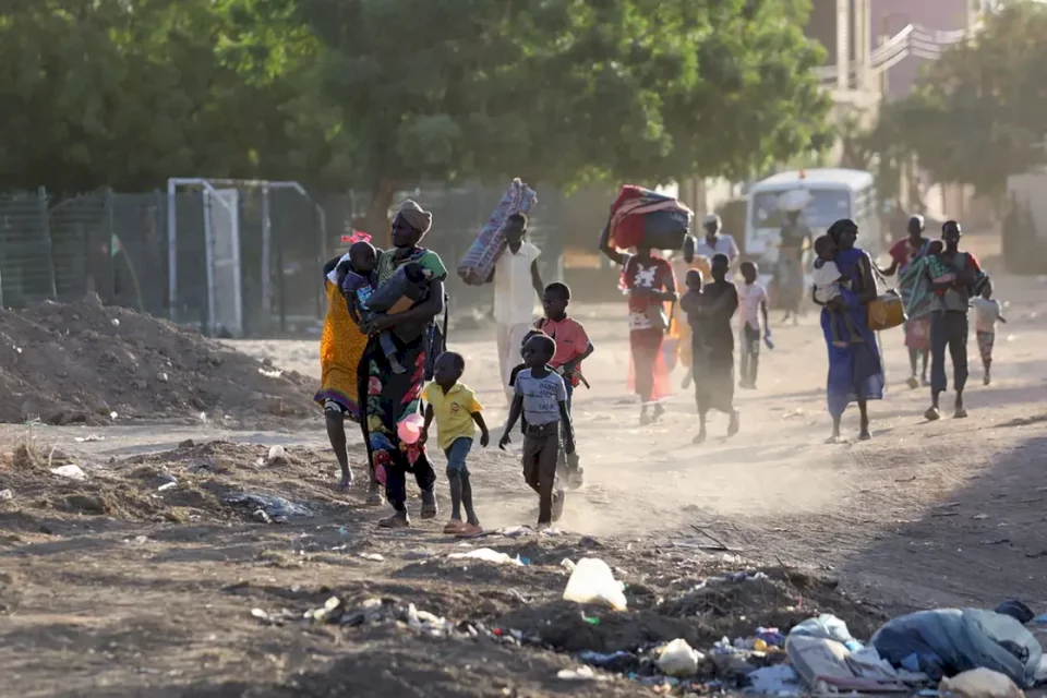 الأمم المتحدة تكشف عدد الهاربين من السودان إلى دول مجاورة