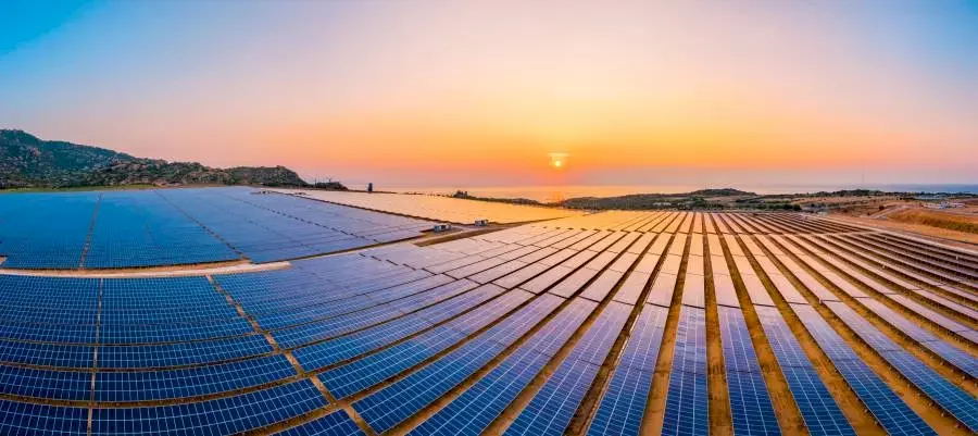 بإنفاق مليار دولار يومياً في 2023.. الطاقة الشمسية تتجاوز النفط لأول مرة