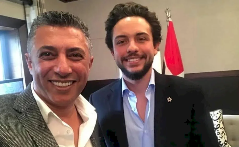 عمر العبداللات يغني في زفة الأمير الحسين ورجوة