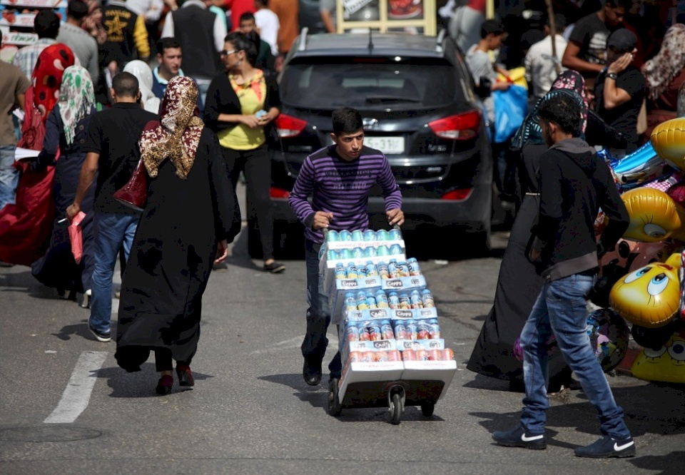 الإحصاء الفلسطيني: انخفاض أسعار المنتج خلال شهر أيار 2023