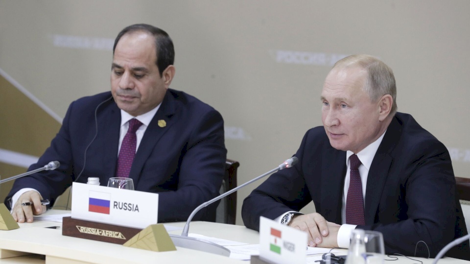 في ختام القمة الروسية الإفريقية.. بوتين والسيسي يتحدثان في عدة قضايا