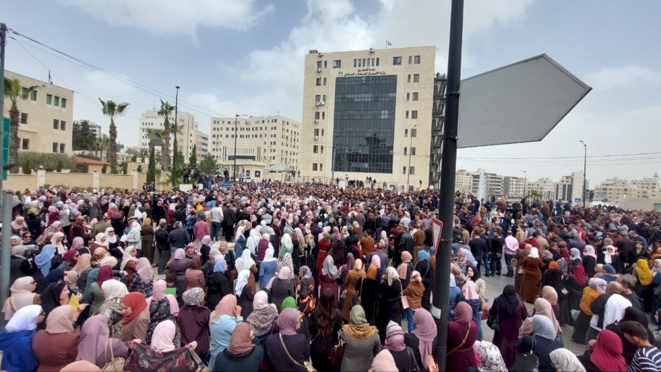 حراك المعلمين يعلن عن إضراب جزئي مع افتتاح العام الدراسي الجديد