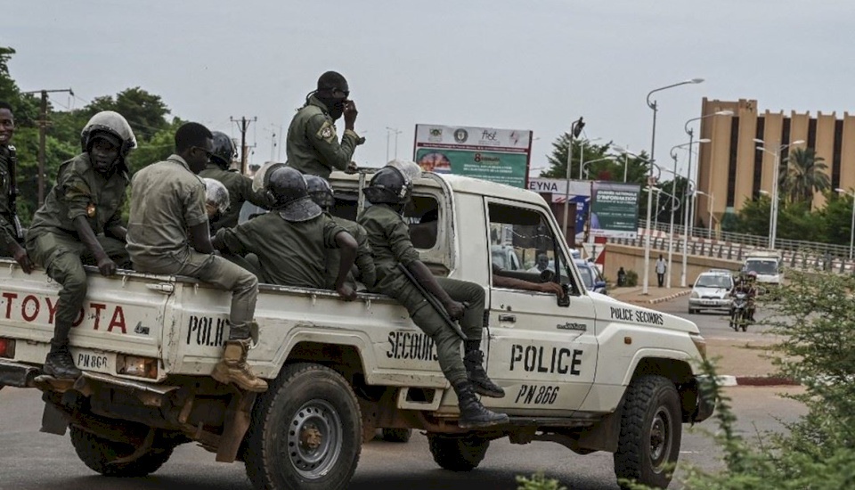 مقتل 12 جنديا في كمين نصبه مسلحون يرجح أنهم جهاديون في جنوب غرب النيجر