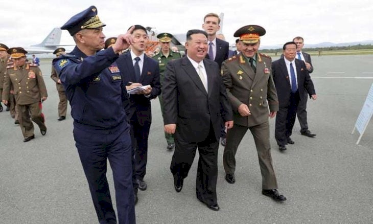 وزير الدفاع الروسي يستقبل كيم جونغ-أون في فلاديفوستوك
