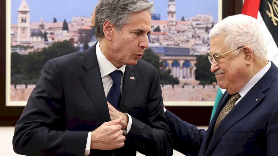 الخارجية الأمريكية: بلينكن شكر الرئيس عباس على تهدئة الوضع في الضفة