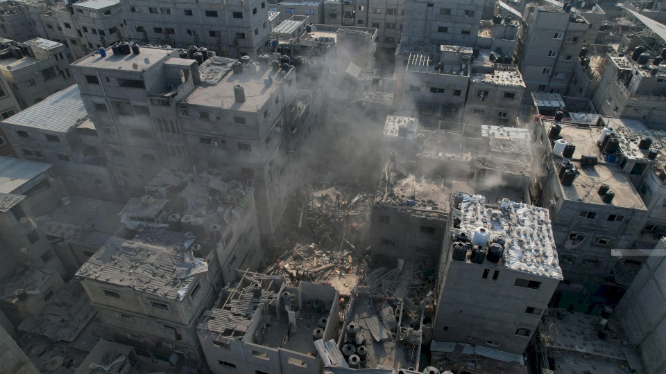 20 شهيدا في قصف طائرات الاحتلال لمنزل شمال القطاع