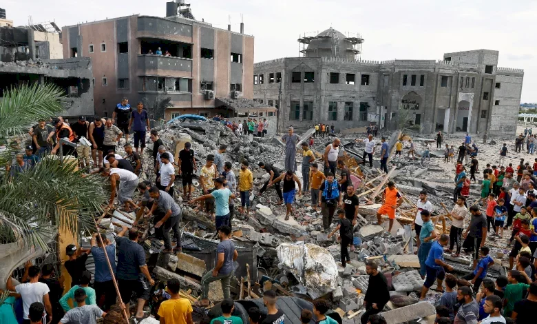 الصليب الأحمر: الترحيل القسري لمواطني غزة مخالف للقانون الدولي