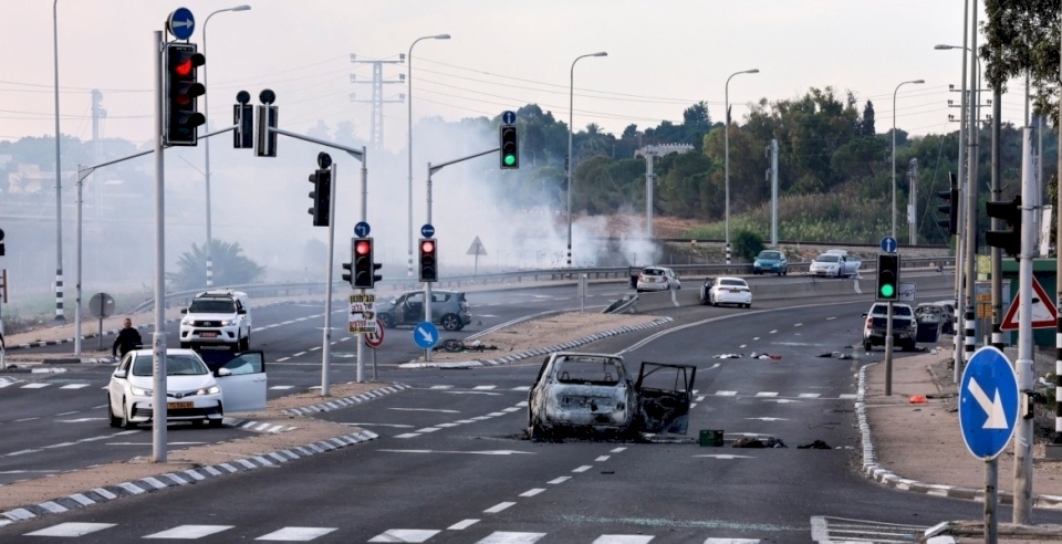 بورصة تل أبيب تواصل خسائرها و”موديز” تؤجل الإعلان عن “التصنيف الائتماني”