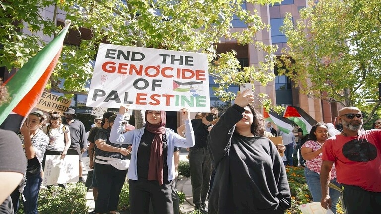 ألمانيا تهدد بطرد فلسطينيين لـ"حماية اليهود"