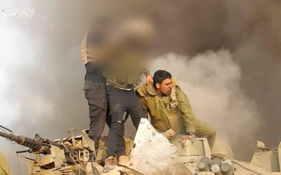 قناة عبرية: ضغوطات أميركية للتوصل إلى صفقة للإفراج عن الأسرى لدى حماس