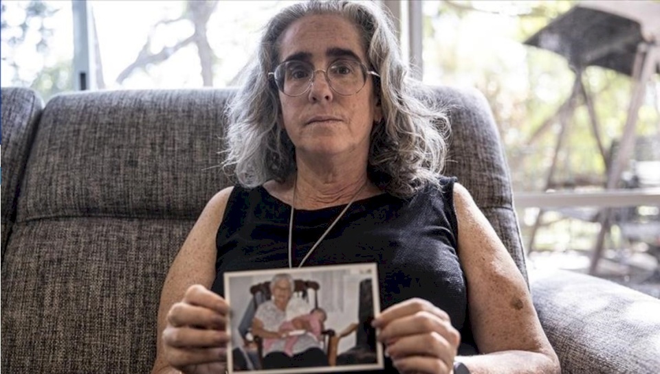 ابنة أسيرة إسرائيلية: لا أثق بنتنياهو وأعارض الهجمات على أهل غزة 