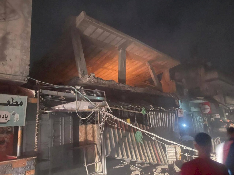  5 شهداء جراء قصف الاحتلال مقر "فتح" بمخيم بلاطة