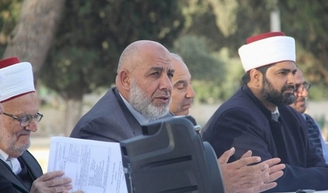 الاحتلال يتهم نائب مدير "أوقاف" القدس بالانتماء لـ"منظمة إرهابيّة"
