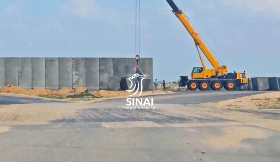 مؤسسة تكشف: السلطات المصرية تشرع ببناء منطقة أمنية محاطة بأسوار لاستقبال اللاجئين من غزة