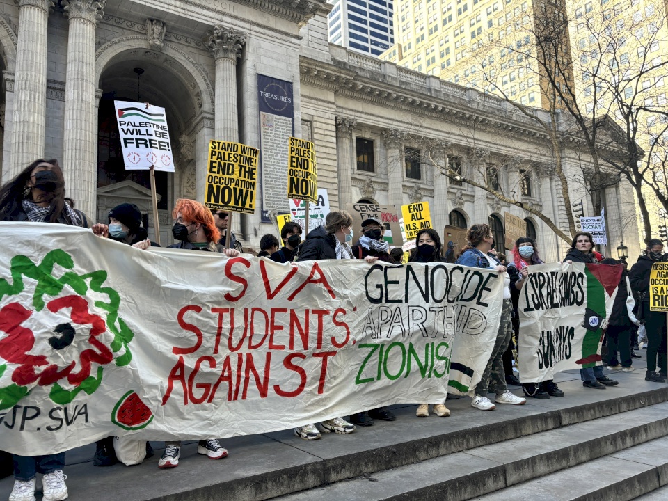 آلاف الطلبة يتظاهرون في نيويورك تنديدا باستمرار الابادة الجماعية في غزة