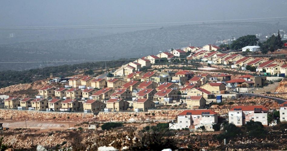 حكومة الاحتلال تخطط لبناء أكثر من 3300 وحدة استعمارية بالضفة وسط تنديد فلسطيني