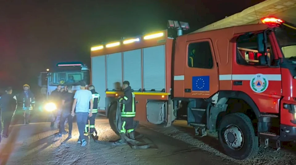 الدفاع المدني يخمد عشرات الحرائق لمنازل ومركبات في المغير