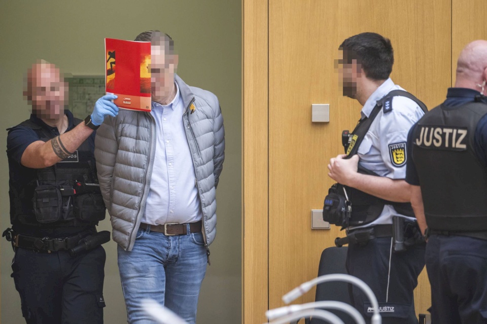 انطلاق محاكمة خلية إرهابية خططت للانقلاب على الدولة في ألمانيا