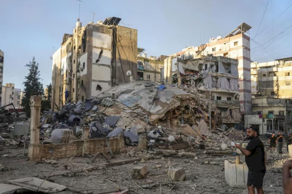 Mouvement de population massif dans la banlieue de Beyrouth après l'« ordre de Netanyahu »