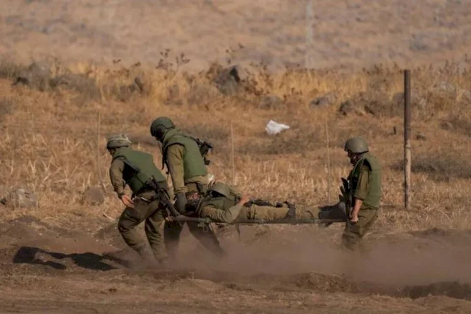 Israeli Occupation Army Announces Injury of Reservist Soldier from Gunfire in Nablus
