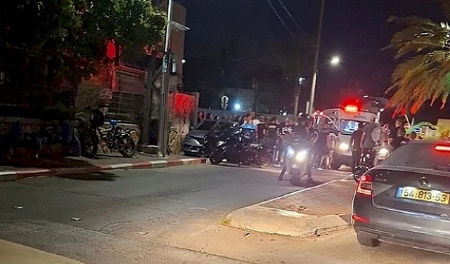 Damage to Settlers' Vehicle in Gunfire Near Ramallah