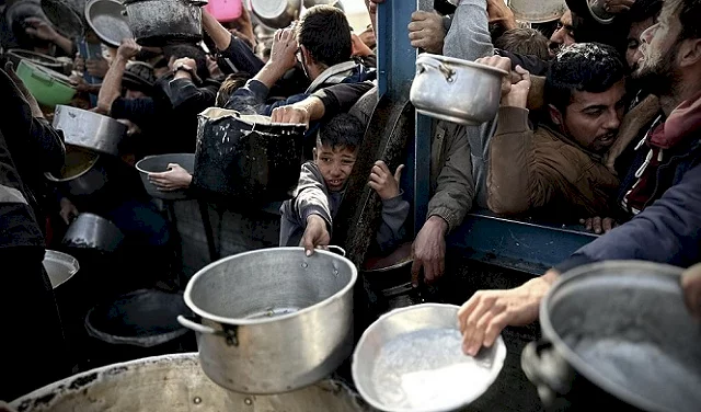 29 سيناتورا بمجلس الشيوخ الأميركي يطالبون ترمب بالضغط على الاحتلال لإنهاء حصار غزة فورا