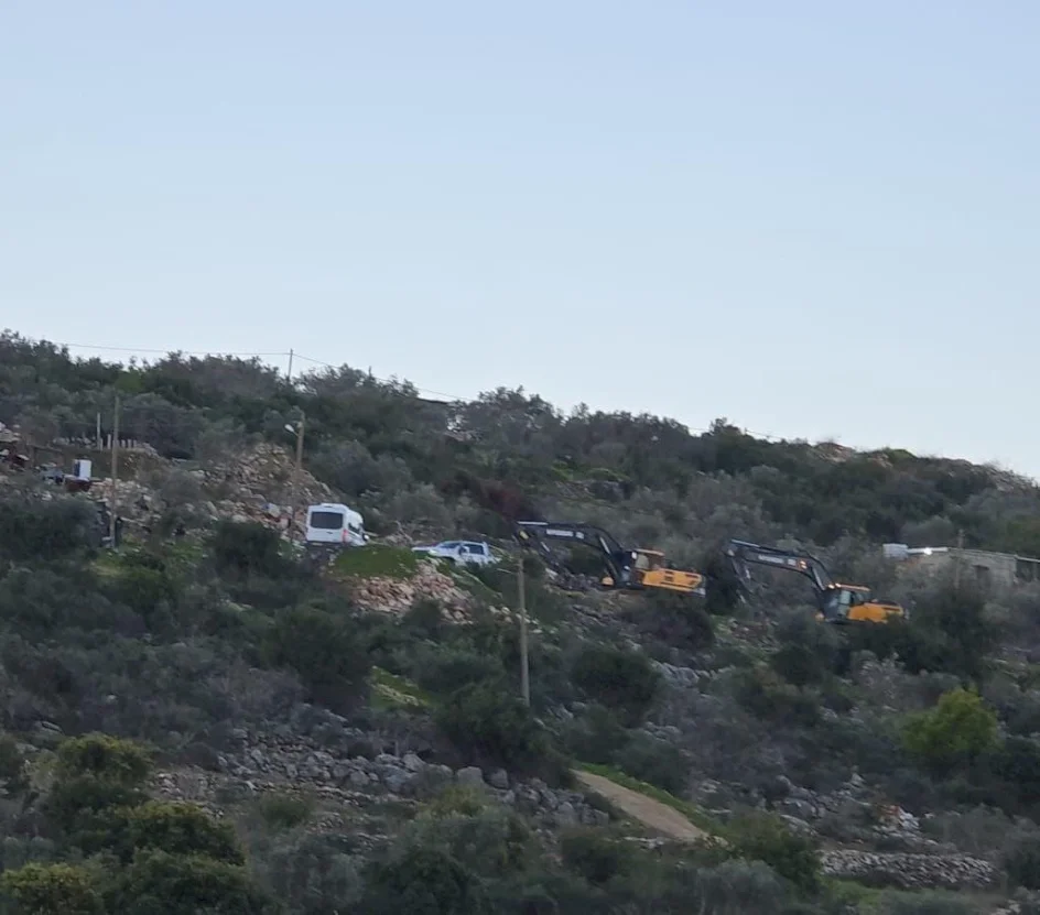 Occupation issues notice to seize approximately 3 dunams of land in Kafr Deek, west of Salfit