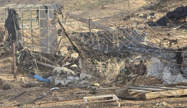 الاحتلال يهدم 8 منشآت من الصفيح شرق أريحا