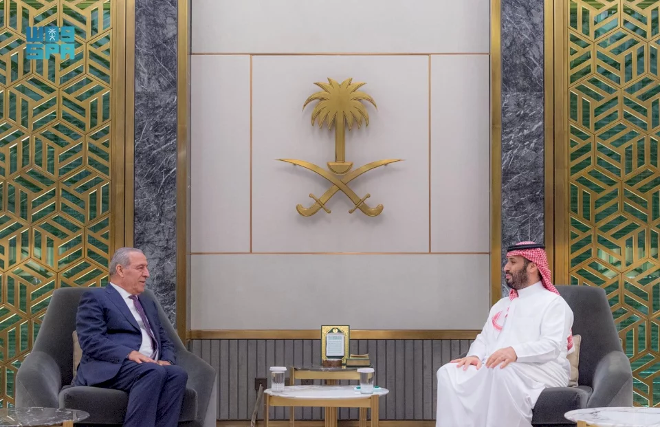الأمير بن سلمان يستقبل الشيخ في أول زيارة له للسعودية منذ توليه منصبه الجديد