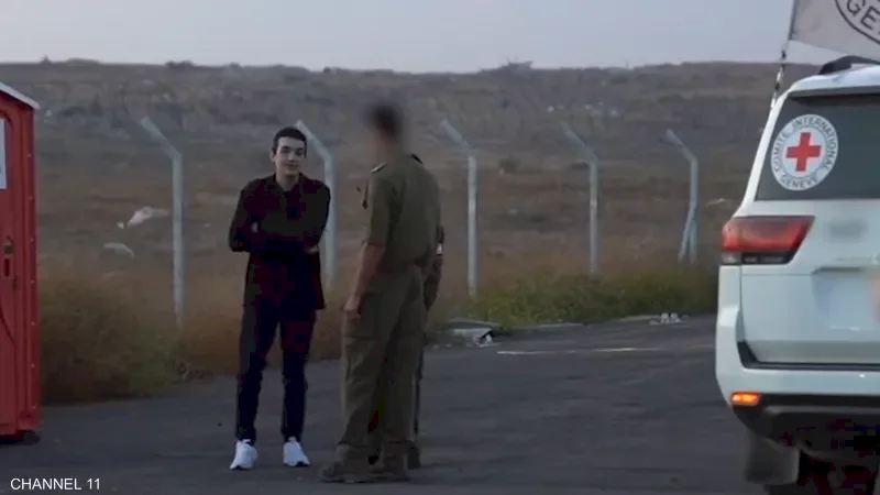 تقرير: قناة خلفية سرية أنجحت مفاوضات حماس وأمريكا لإطلاق سراح "عيدان"