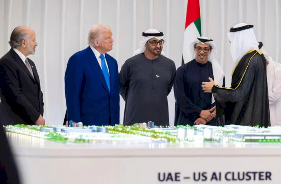 ترمب: نفكر في غزة وسنتولى الاعتناء بالأمر