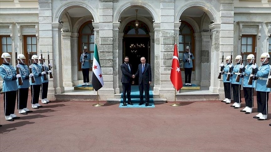 أردوغان يستقبل الشرع بإسطنبول في ثالث زيارة منذ توليه السلطة