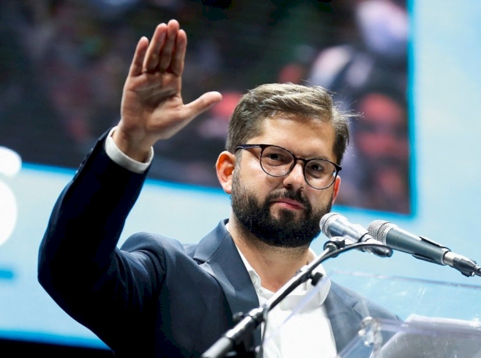 رئيس تشيلي يتعهد بزيادة الضغط على إسرائيل بسبب حربها على غزة