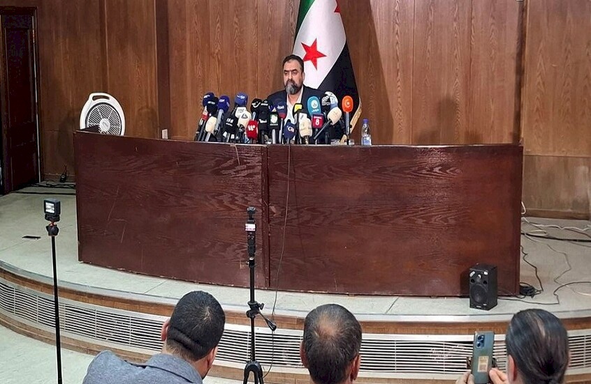 سوريا.. "لجنة السلم الأهلي" تتحدث عن مصير "ضباط من عهد الأسد" سلموا أنفسهم على الحدود العراقية