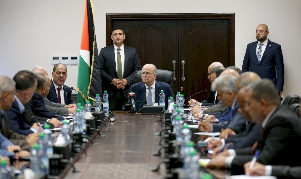 رئيس الوزراء يخصص مبالغ مالية لبلدتي بروقين وكفر الديك لمعالجة آثار عدوان المستوطنين