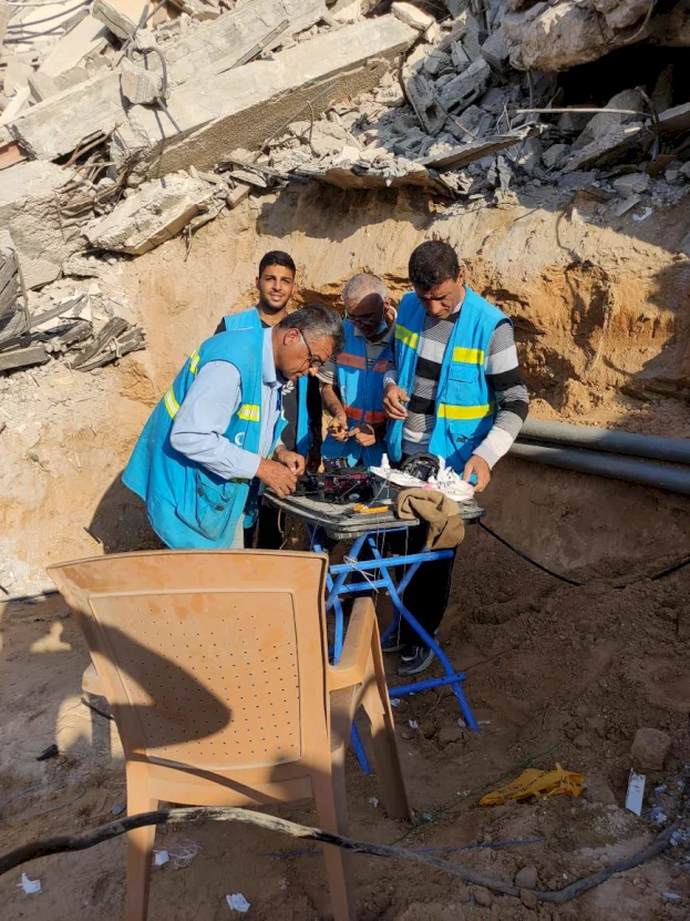 الاتصالات الفلسطينية: بدء استعادة خدمات الإنترنت الثابت والاتصالات الأرضية في محافظتي غزة وشمال غزة