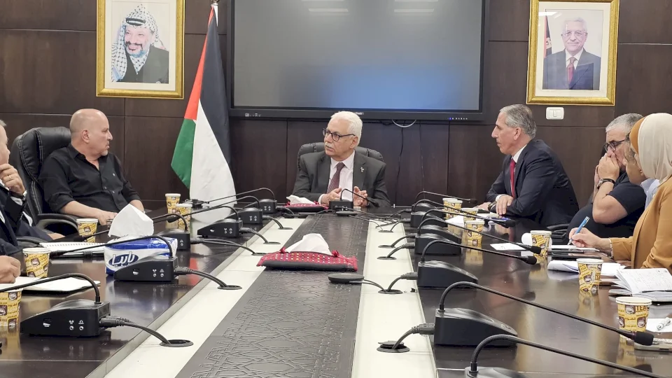 وزير الصحة يبحث مع شركاء القطاع الصحي سبل تعزيز التعاون المشترك لمواجهة التحديات