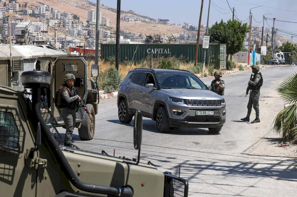 Yedioth Ahronoth: The Israeli Army Backtracks on Its Plan to Reduce Forces in the West Bank
