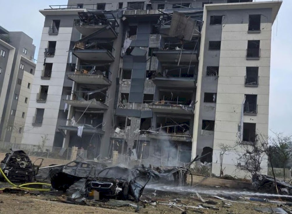معاريف: العملية ضد إيران ألحقت ضررًا بالاقتصاد الإسرائيلي بنحو 52 مليار شيكل