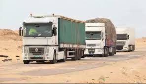 تحرك 400 شاحنة مساعدات إلى غزة بعد وقف النار