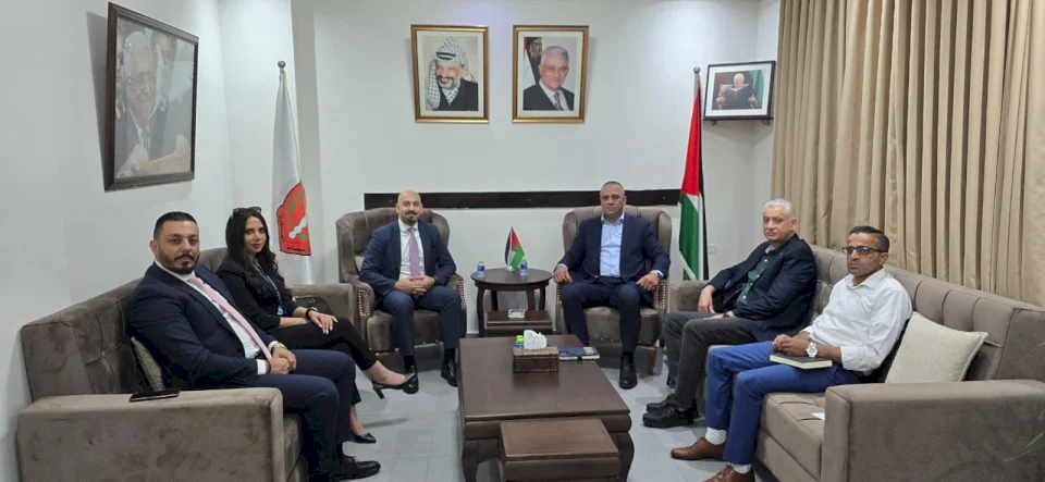 وفد من بنك الأردن في زيارة إلى قائد جهاز الارتباط العسكري