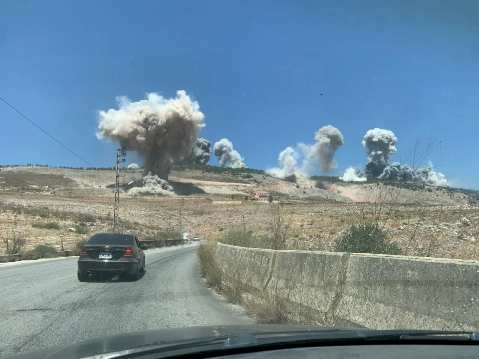 محدث: شهيدة في غارات إسرائيلية عنيفة على جنوب لبنان