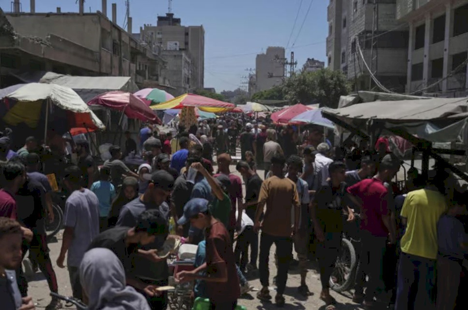 ترجمة خاصة: الحياة في غزة تنهار .. الوجه الآخر للحرب!