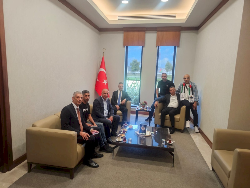 هيئة الأسرى وجهاز المخابرات ونادي الأسير يستقبلون عددا من الأسرى المحررين الذين انتقلت استضافتهم من مصر لتركيا