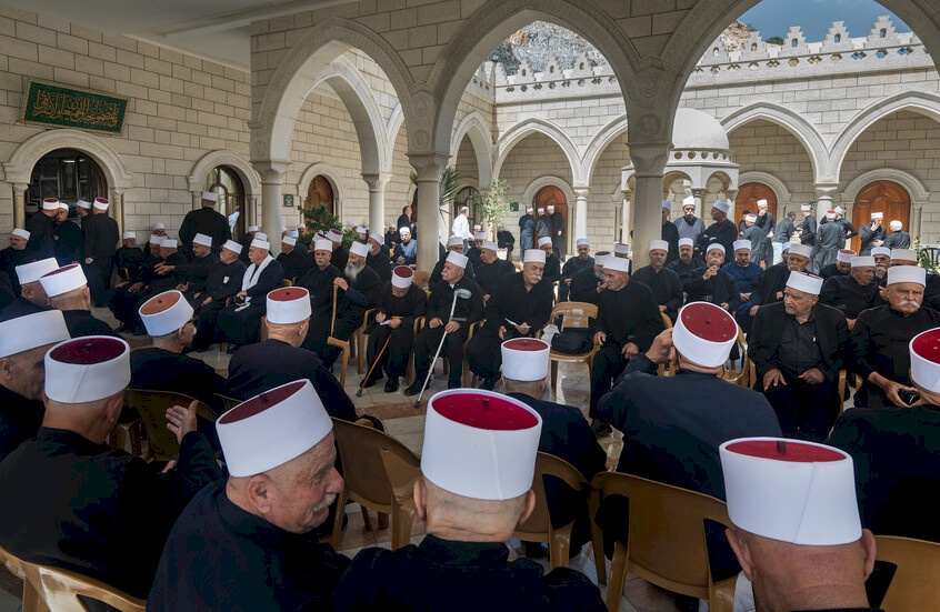 قيادة الطائفة الدرزية الإسرائيلية تدعو لعبور حدود سوريا 