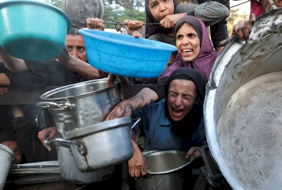 وفاة طفلة جديدة.. صحة غزة: أعداد غير مسبوقة من المجوعين يصلون لمستشفيات القطاع
