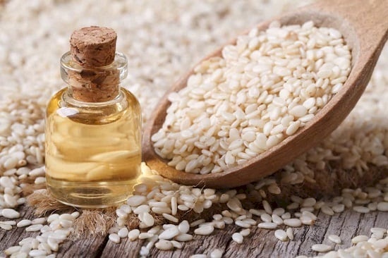 What are the Cosmetic Benefits of Sesame Oil for the Skin