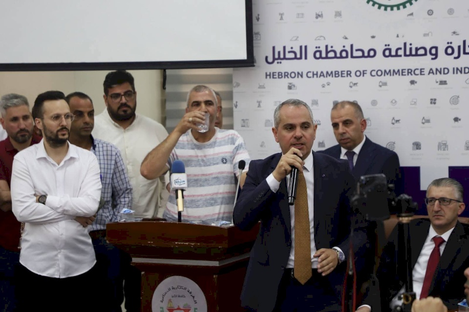 إدريس يتوعد بالاستقالة الجماعية بحال إقرار فصل الغرف التجارية عن الصناعية